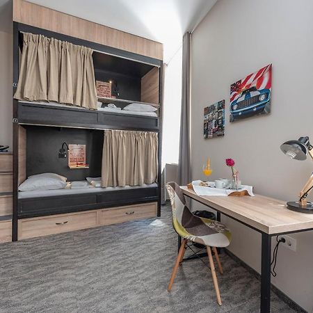 Downtown Boutique Hostel Zadar Exterior photo