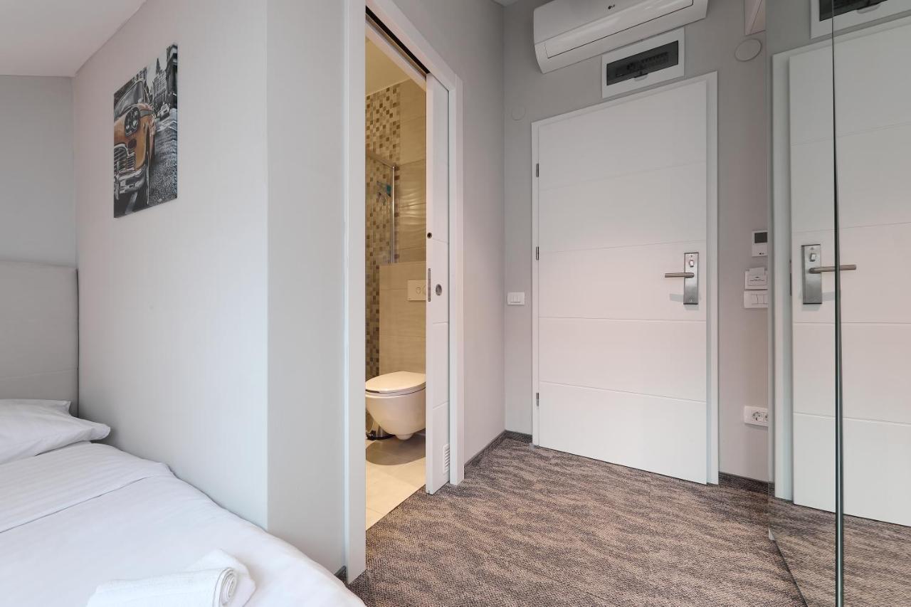 Downtown Boutique Hostel Zadar Exterior photo