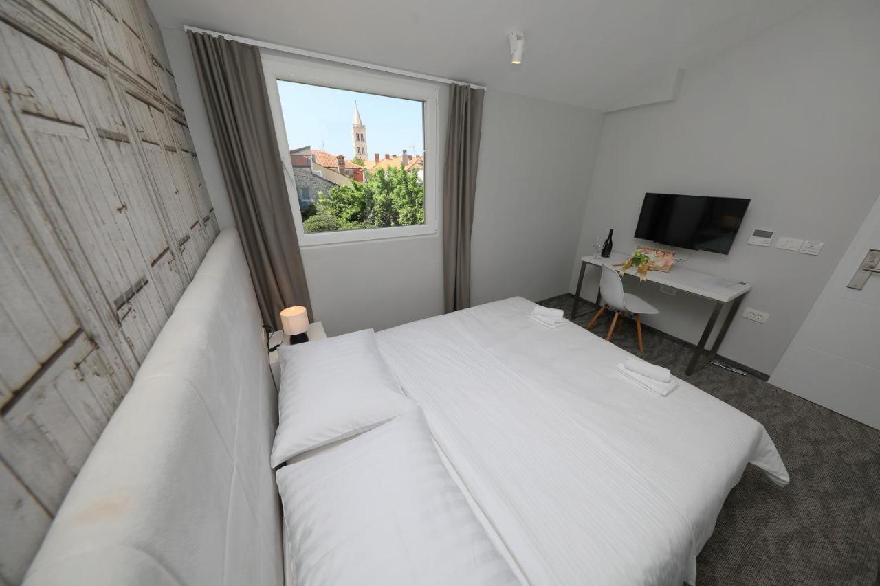 Downtown Boutique Hostel Zadar Exterior photo