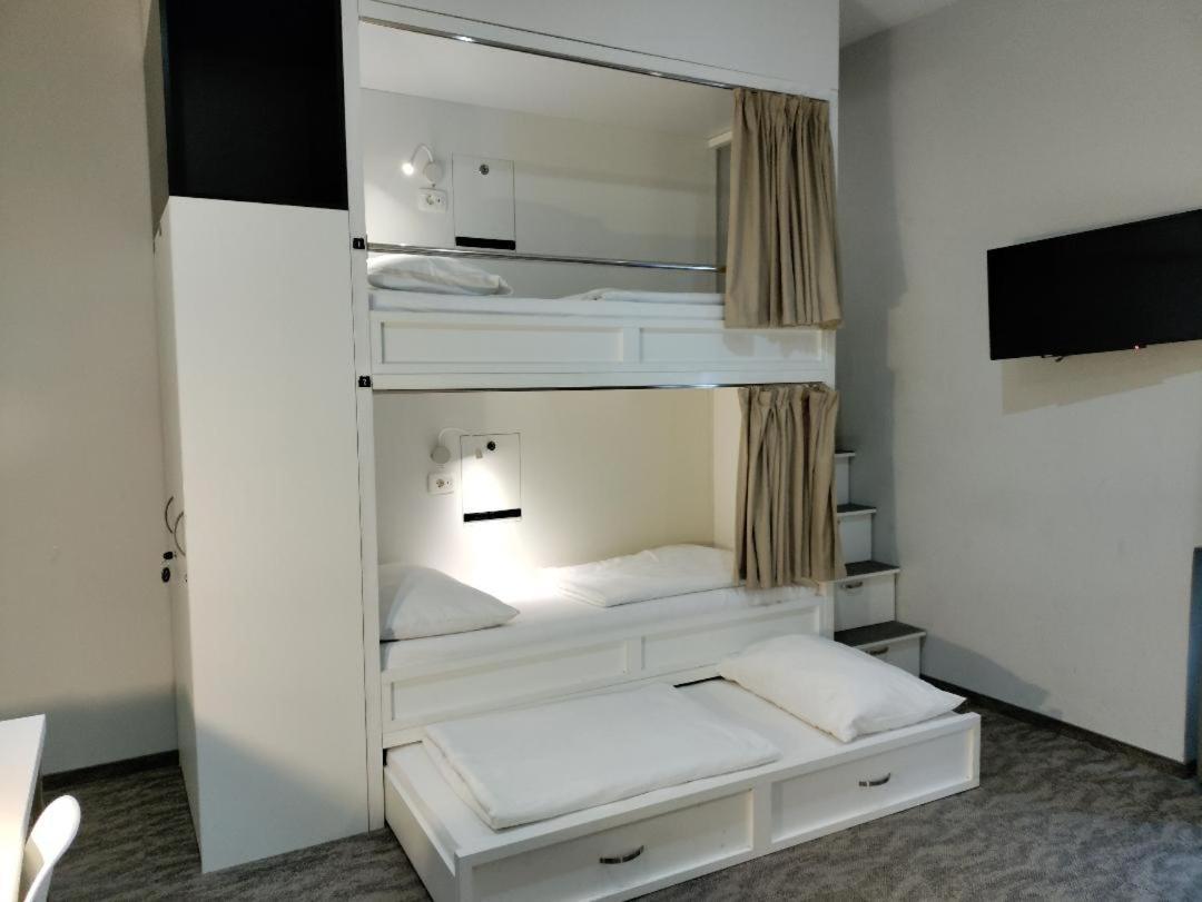 Downtown Boutique Hostel Zadar Exterior photo