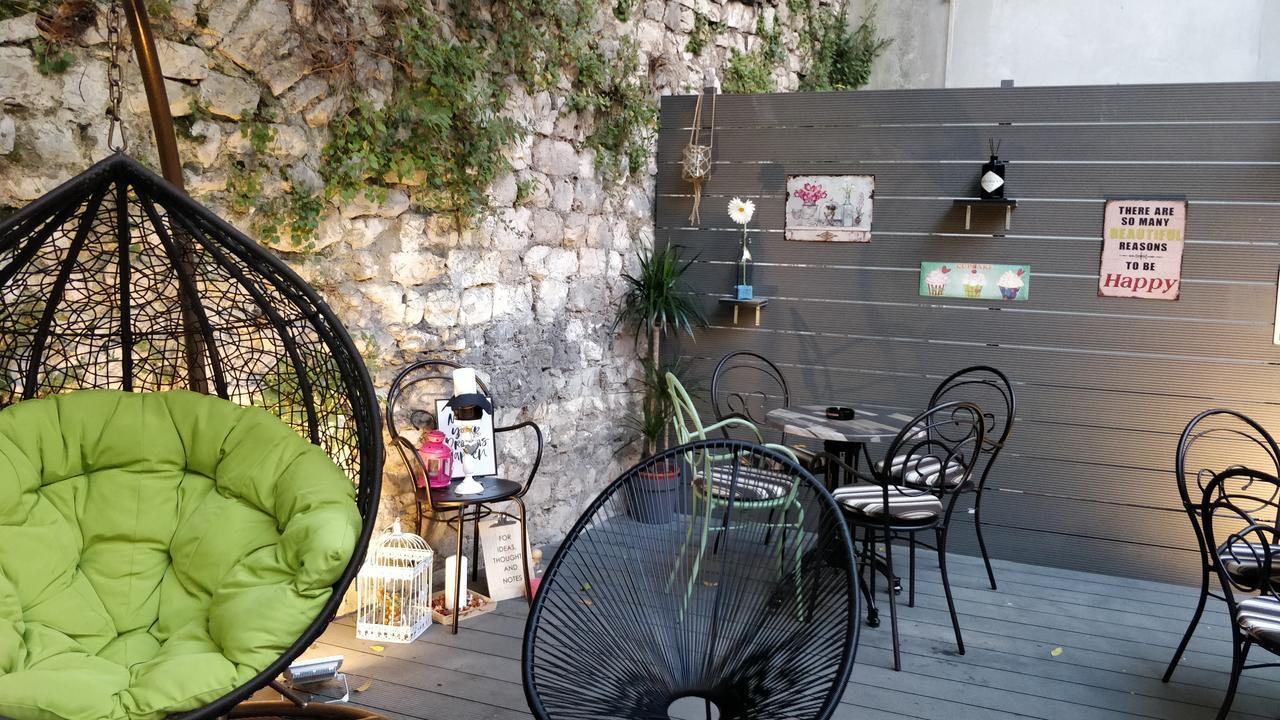 Downtown Boutique Hostel Zadar Exterior photo