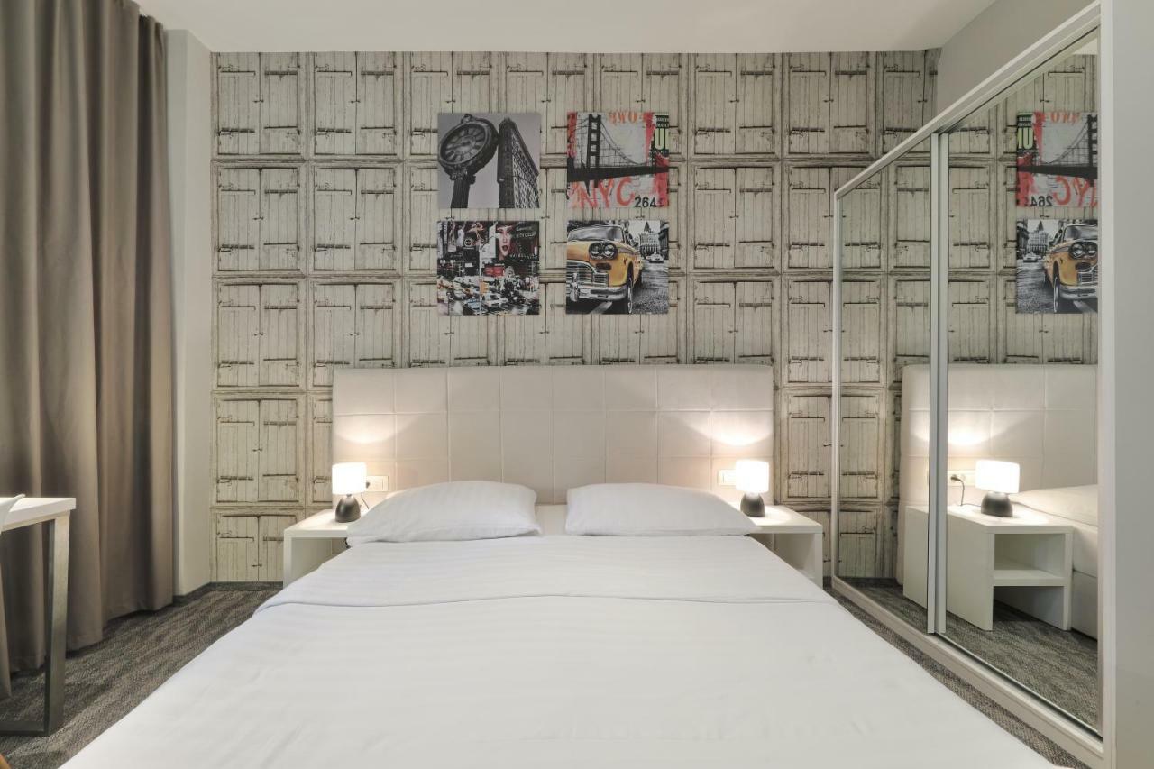 Downtown Boutique Hostel Zadar Exterior photo