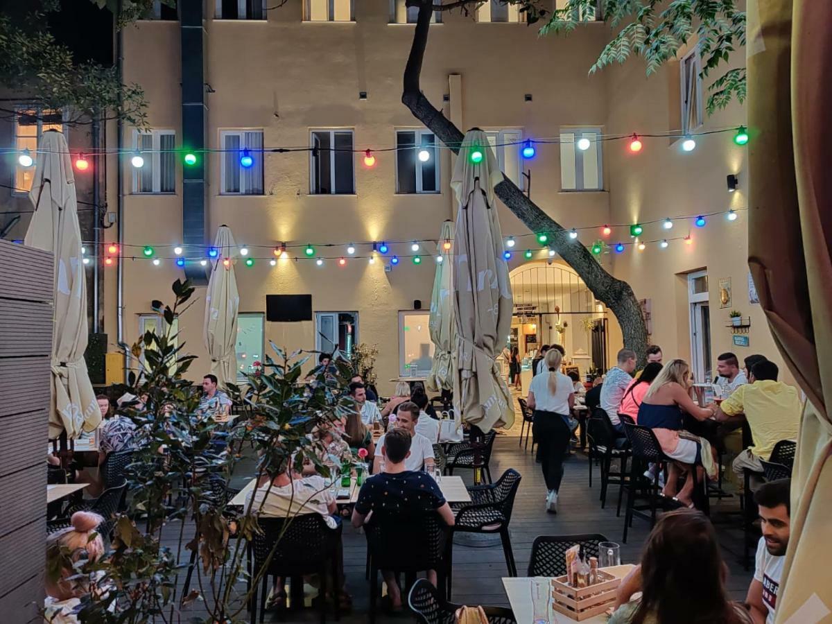Downtown Boutique Hostel Zadar Exterior photo