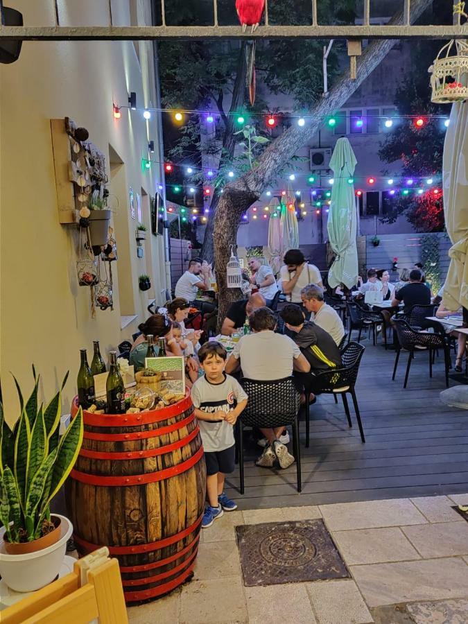 Downtown Boutique Hostel Zadar Exterior photo